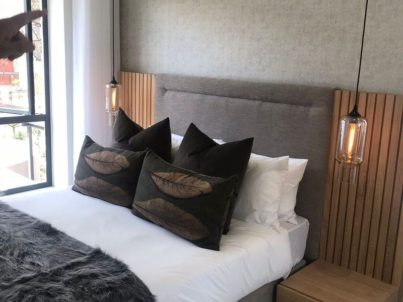 Apartment For Sale in Lonehill - Photo 6