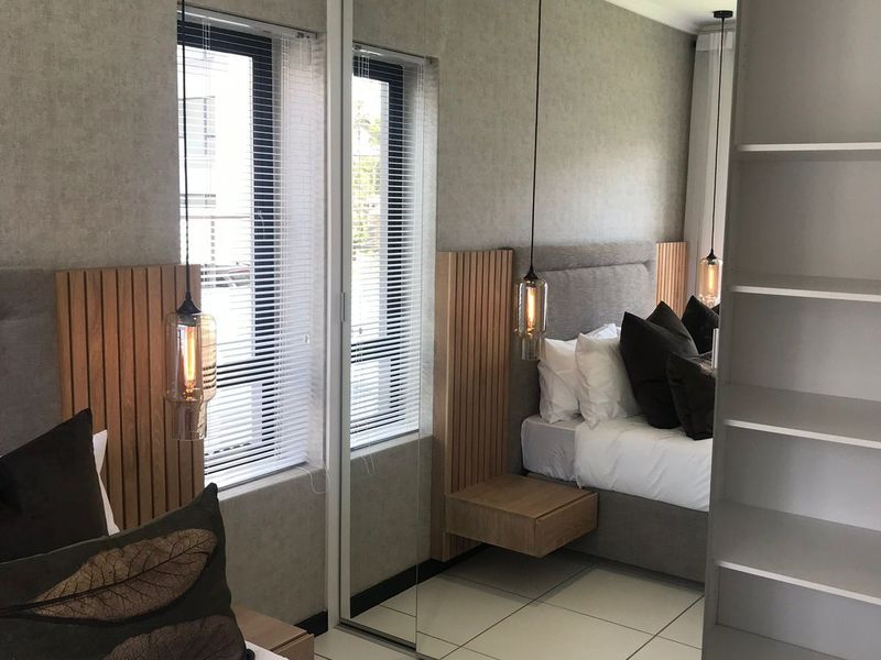 Apartment For Sale in Lonehill - Photo 5