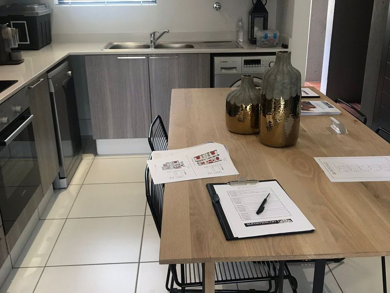 Apartment For Sale in Lonehill - Photo 3