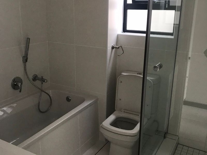 Apartment For Sale in Lonehill - Photo 10