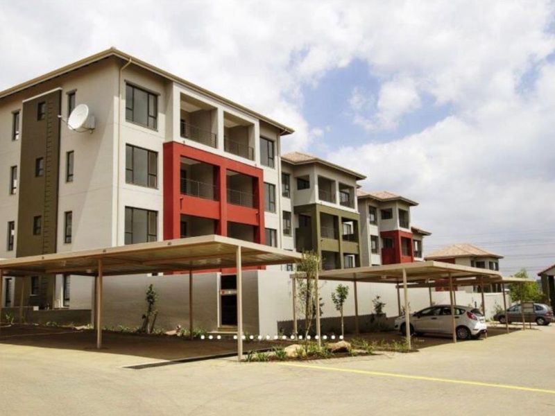 Apartment For Sale in Lonehill - Photo 2