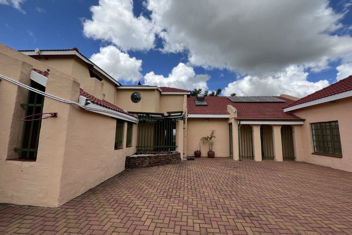 House For Sale in Dalmada AH - Photo 2