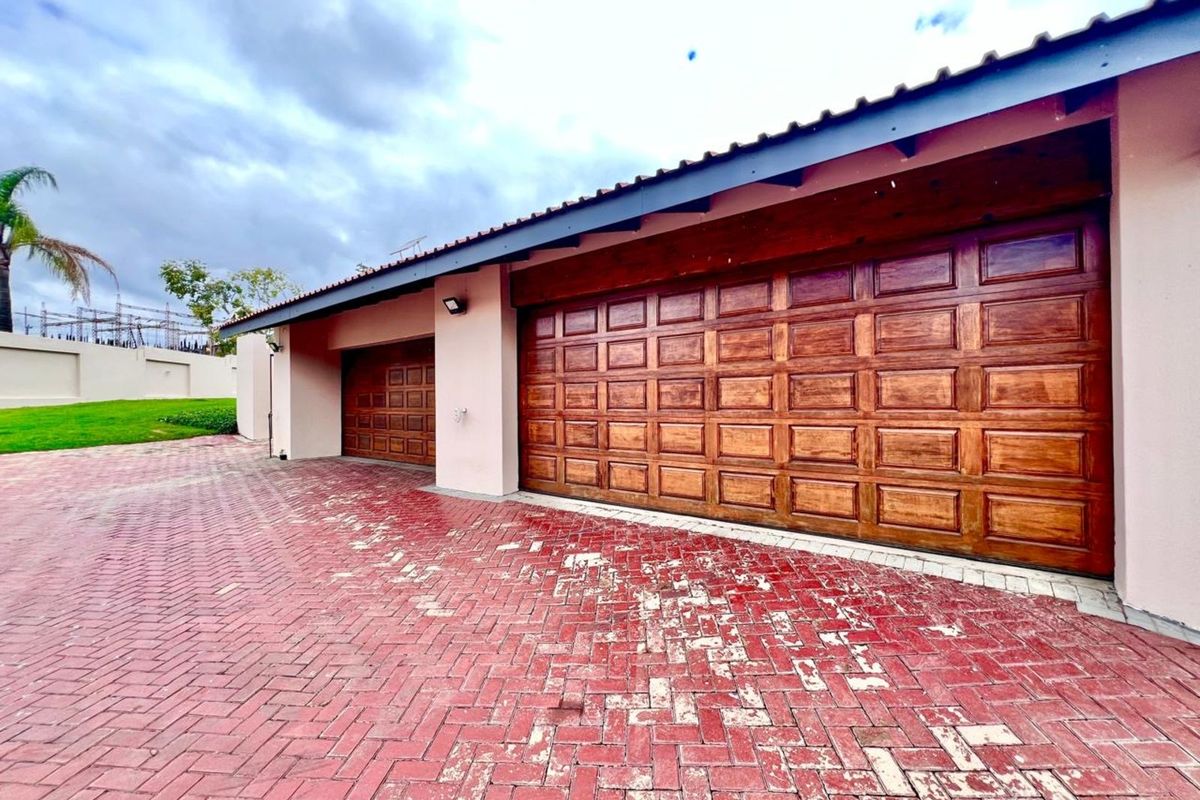 House For Sale in Gholfsig - Photo 5