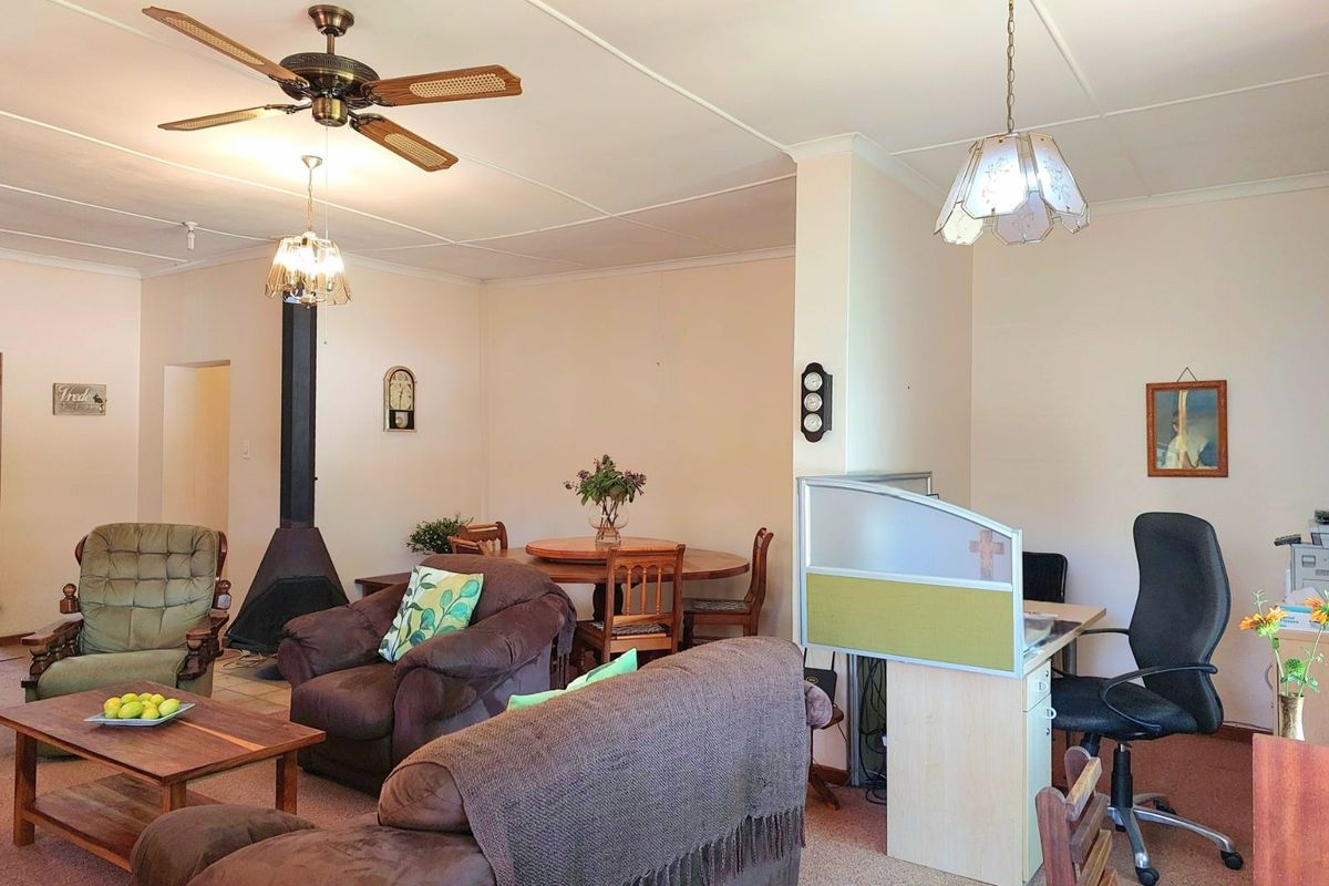 House For Sale in George South - Photo 5