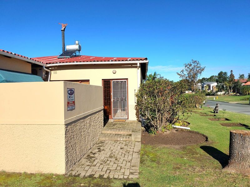 House For Sale in George South - Photo 4