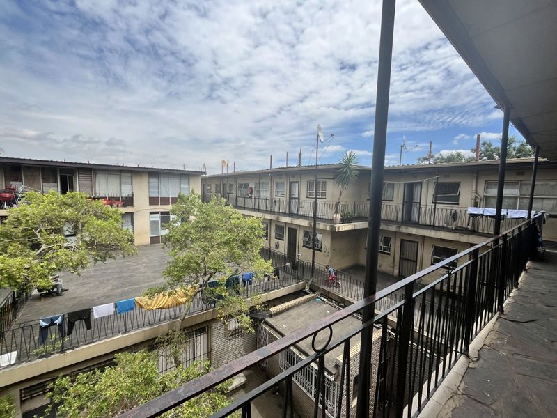 House For Sale in Windsor East - Photo 2