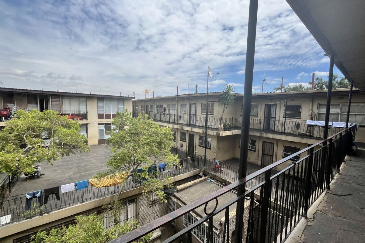 House For Sale in Windsor East - Photo 2