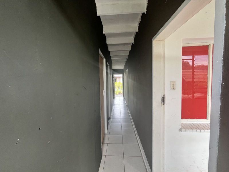 House For Sale in Windsor East - Photo 7