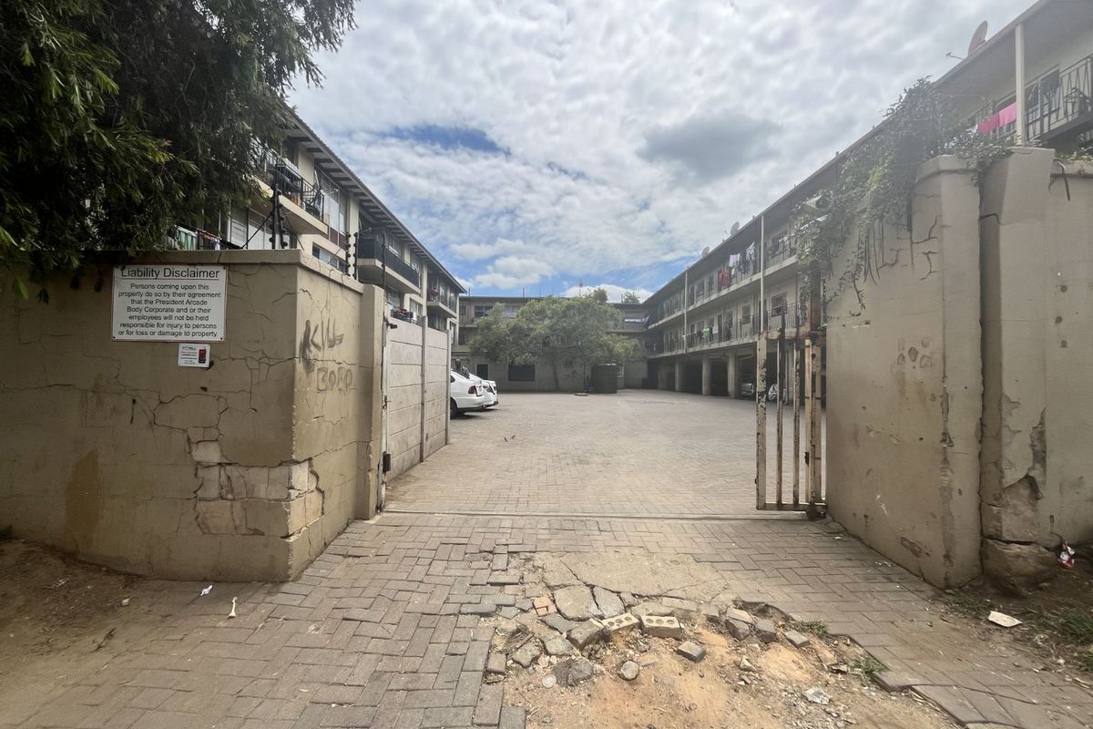 House For Sale in Windsor East - Photo 4