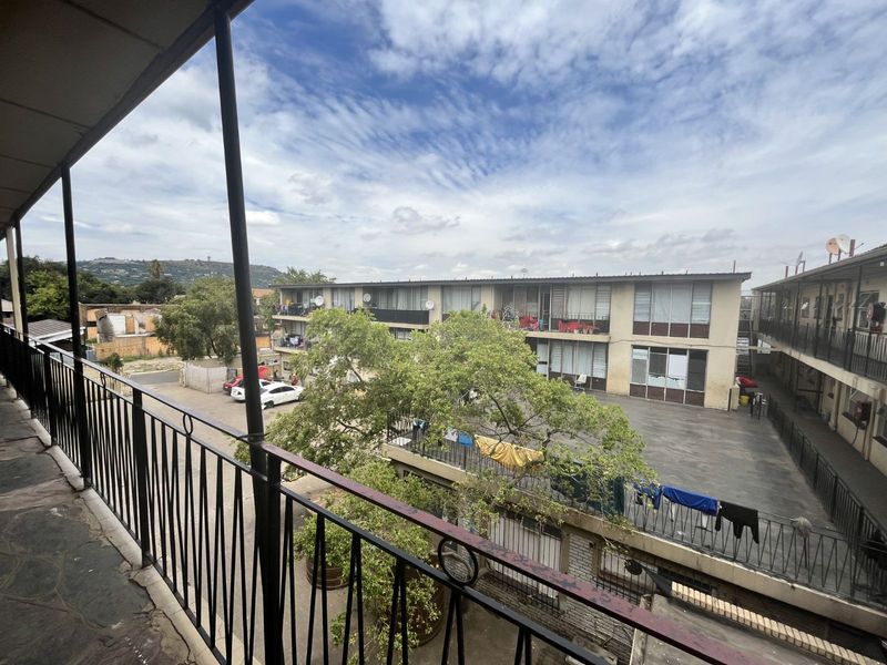 House For Sale in Windsor East - Photo 5