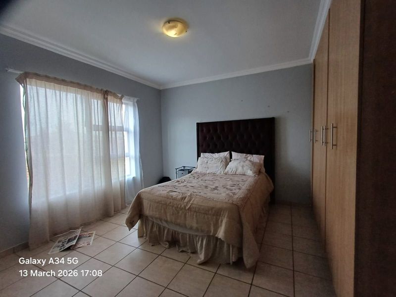 Townhouse For Sale in Meiringspark - Photo 10