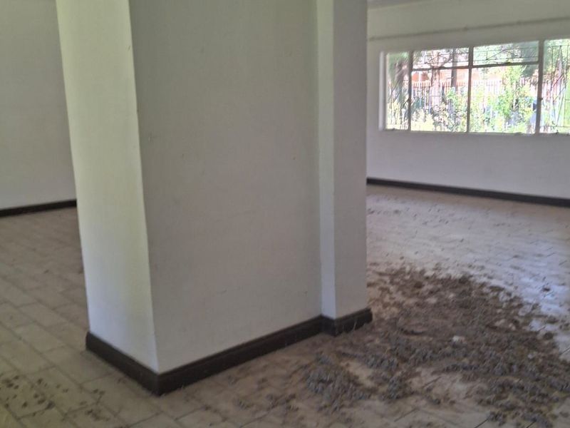 House For Sale in Songloed - Photo 10