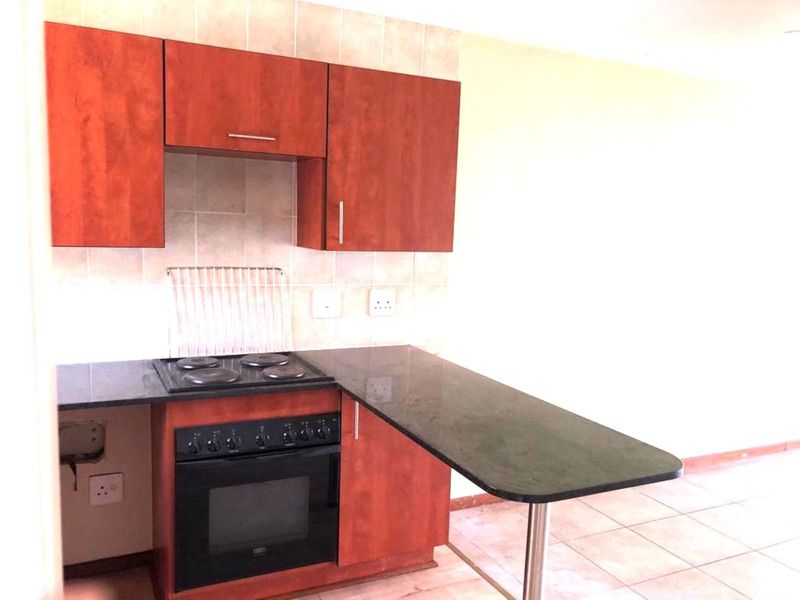 House For Sale in The Reeds - Photo 6