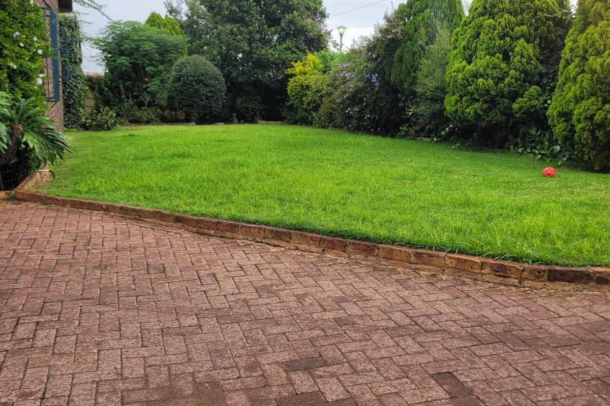 House For Sale in Tasbet Park Ext 2 - Photo 5