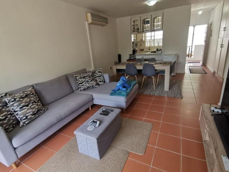 Townhouse To Rent in Manor Gardens - Photo 2