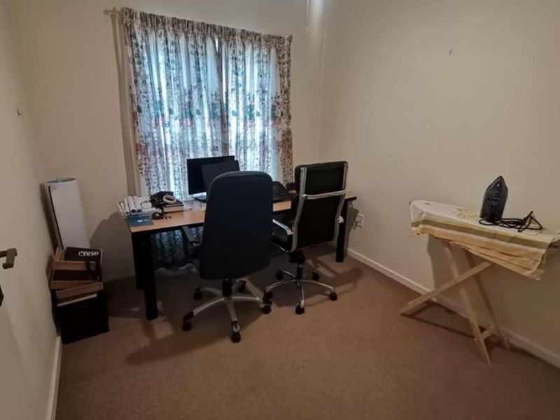 Townhouse To Rent in Manor Gardens - Photo 5