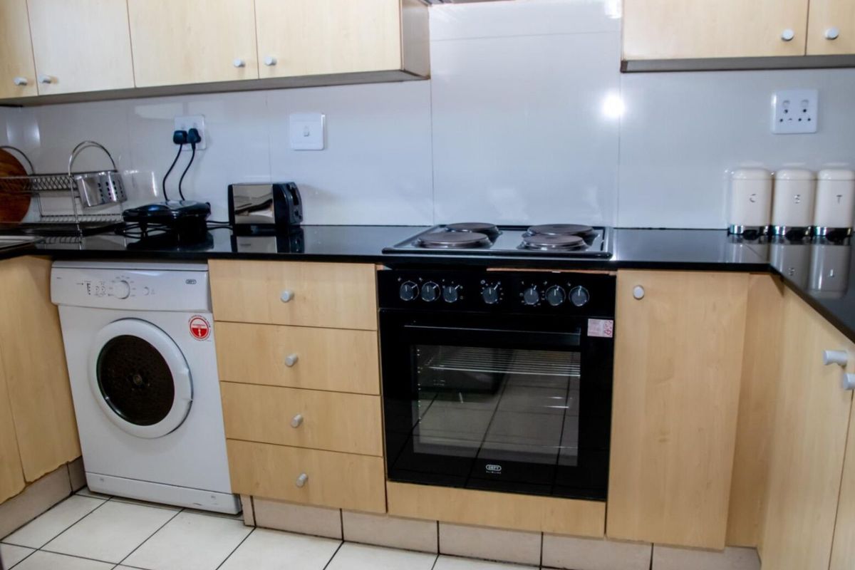 Apartment To Rent in Morningside - Photo 3