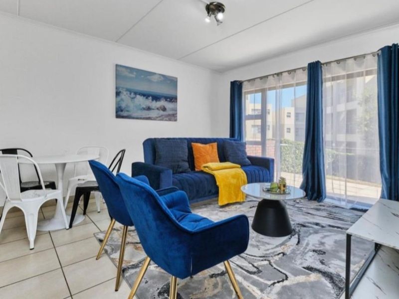 Apartment To Rent in Lonehill - Photo 4