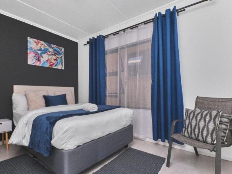 Apartment To Rent in Lonehill - Photo 6