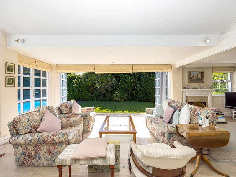 House For Sale in Constantia - Photo 10