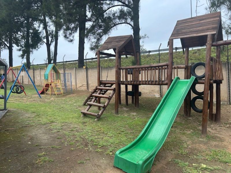 Apartment For Sale in Bryanston - Photo 5