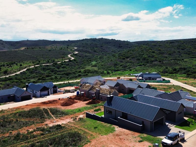 House For Sale in Outeniquasbosch - Photo 3