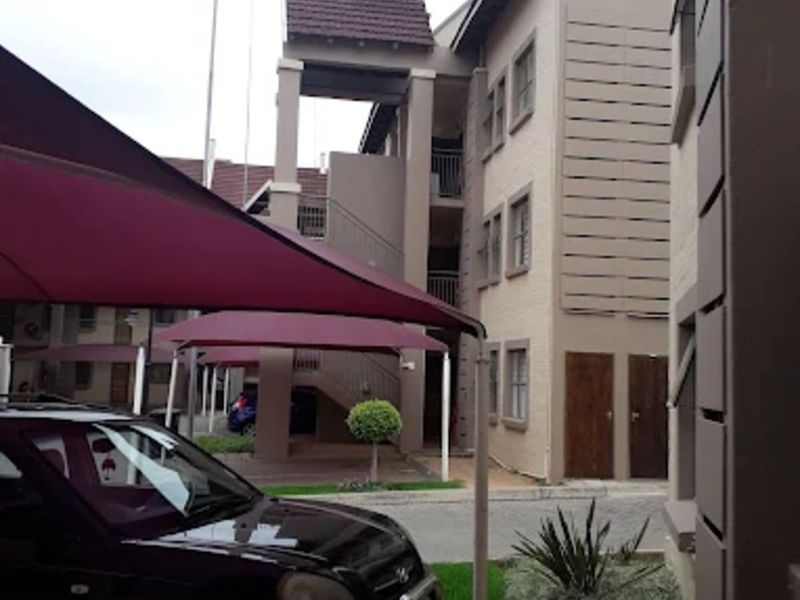 Apartment For Sale in Northgate - Photo 8