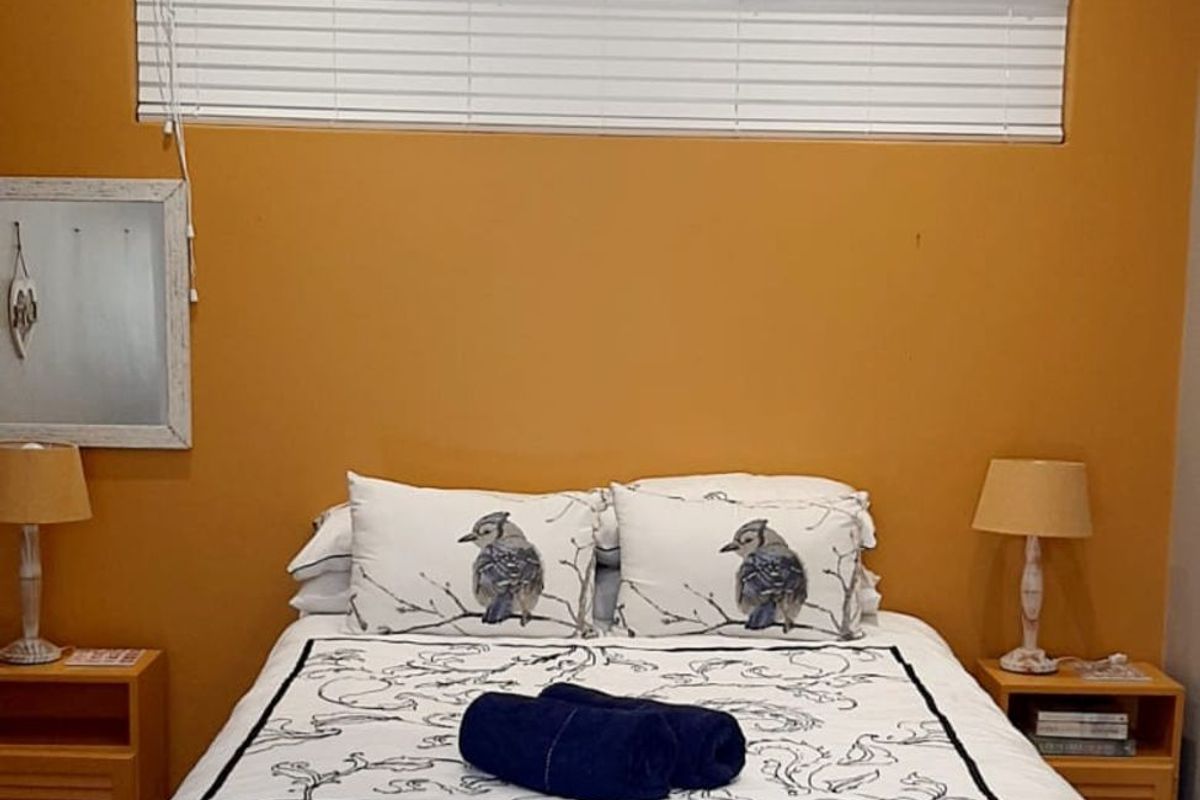 Apartment To Rent in The Island - Photo 5