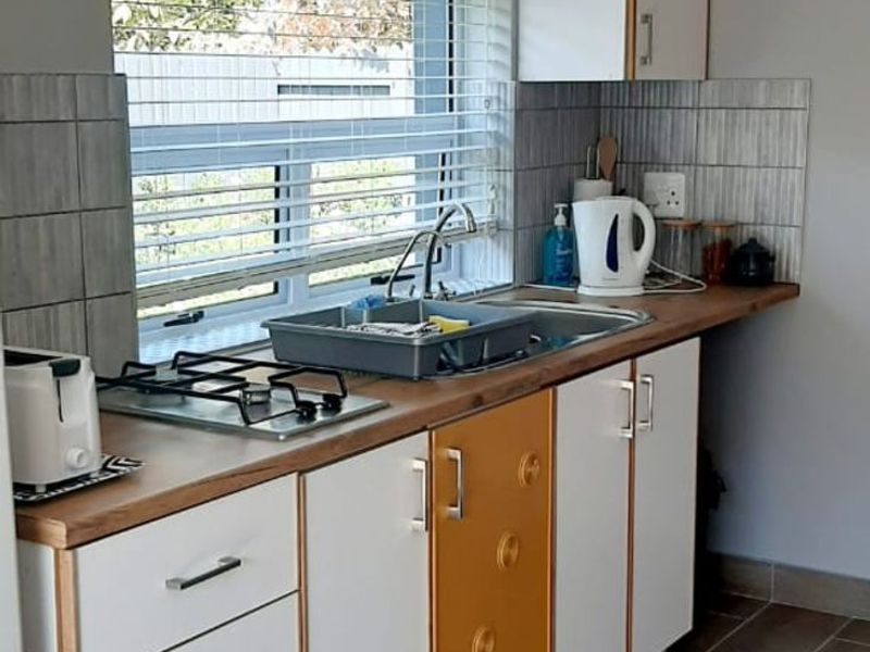 Apartment To Rent in The Island - Photo 7