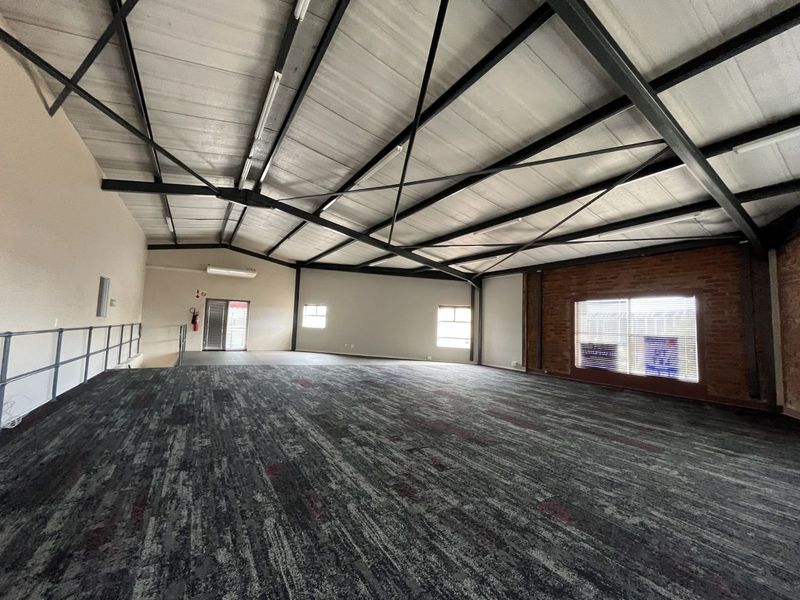 Industrial To Rent in Rooihuiskraal - Photo 9