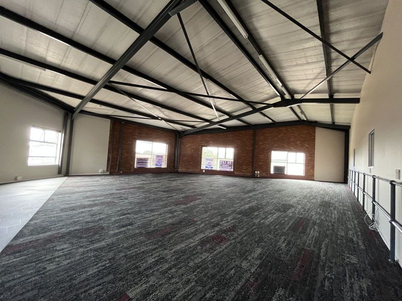 Industrial To Rent in Rooihuiskraal - Photo 8