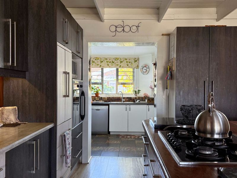 House For Sale in Perlemoenbaai - Photo 9