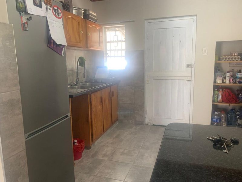 House For Sale in Albertinia Central - Photo 10