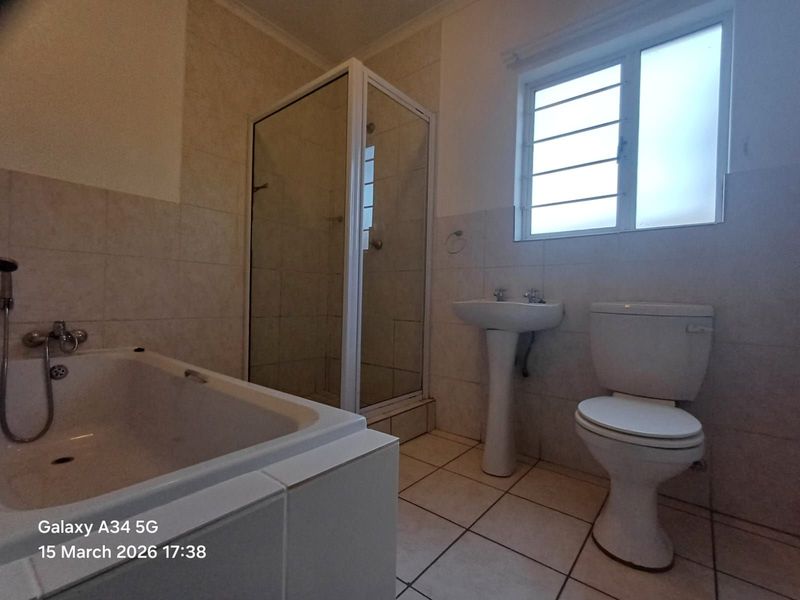 Townhouse For Sale in Doringkruin - Photo 8