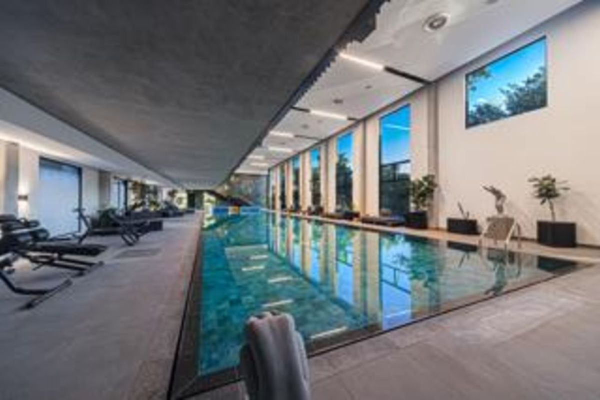 Apartment For Sale in Hyde Park - Photo 3