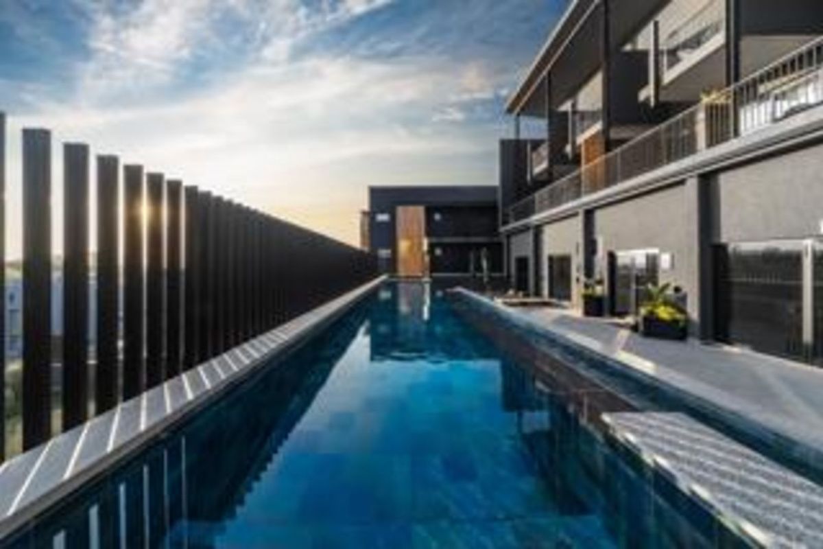 Apartment For Sale in Hyde Park - Photo 2