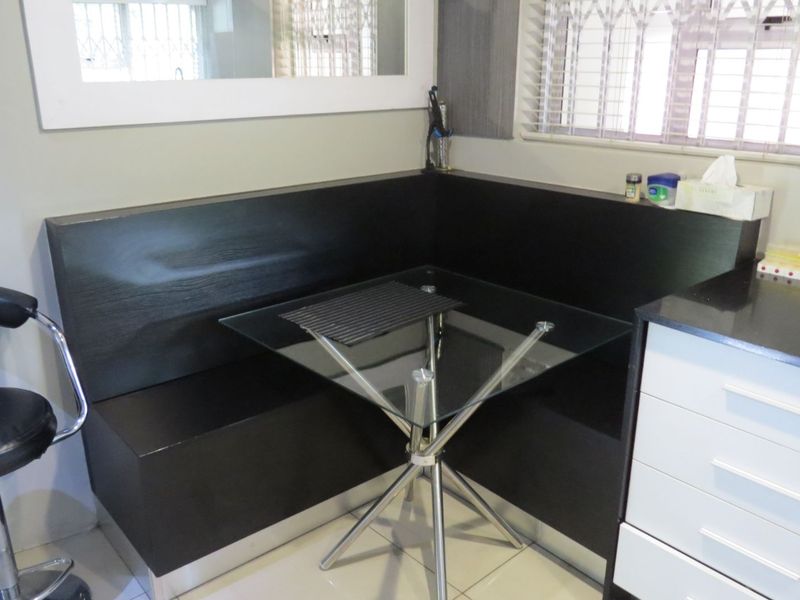 House For Sale in De Wetshof - Photo 6