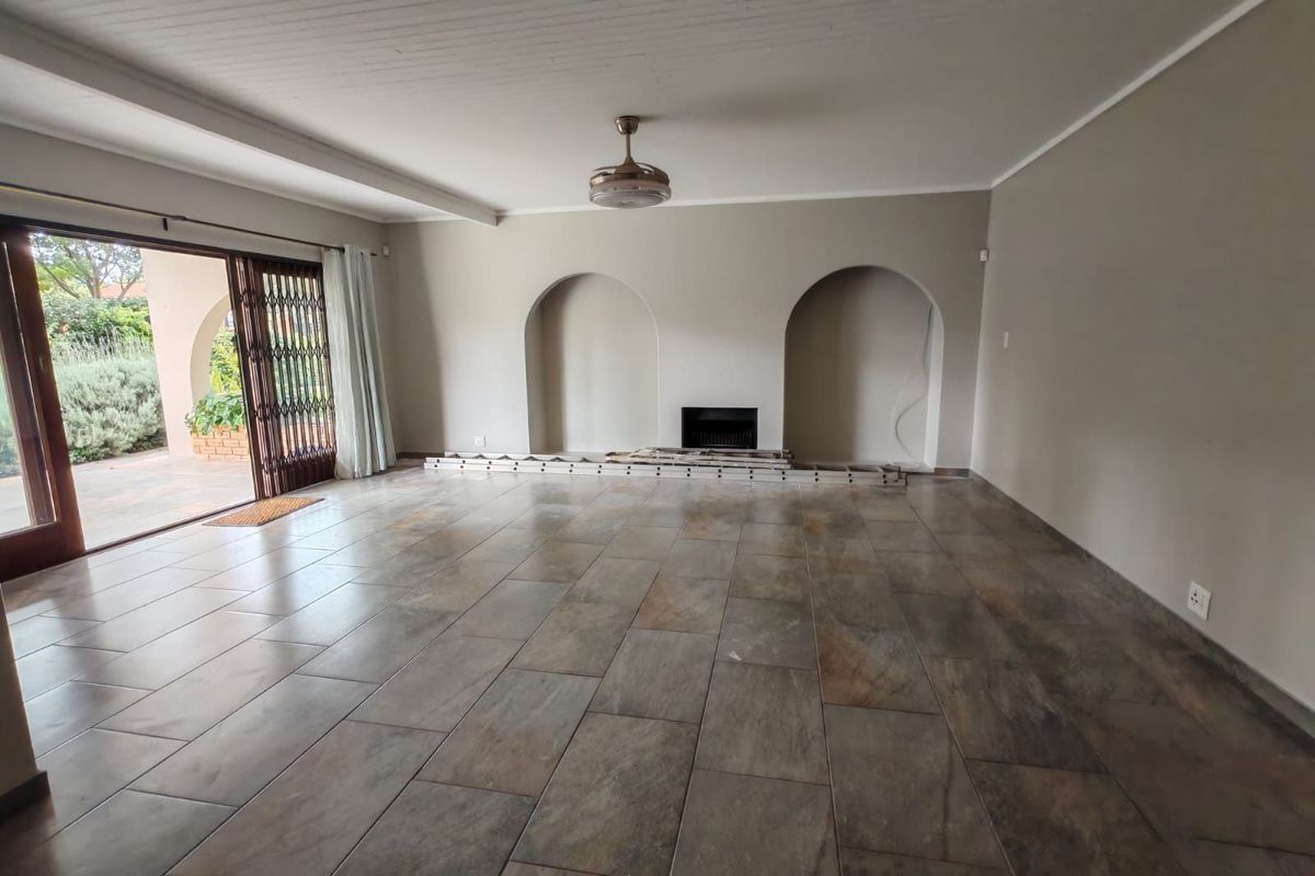 House To Rent in Clubview - Photo 4