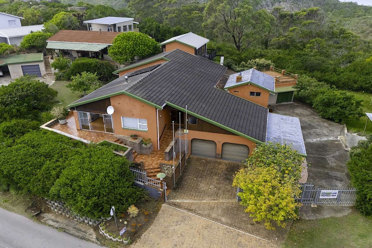 House For Sale in Kingfisher Creek - Photo 3