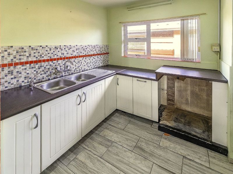 House For Sale in Kingfisher Creek - Photo 9