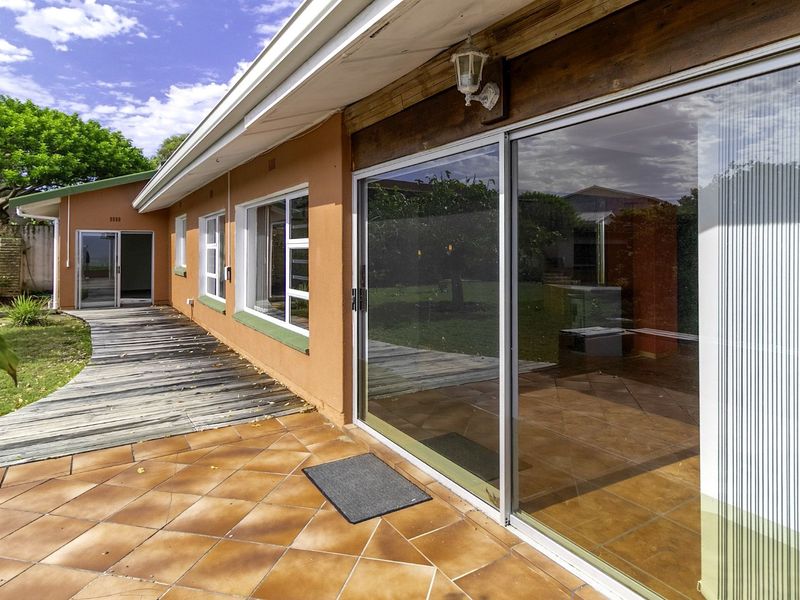 House For Sale in Kingfisher Creek - Photo 10