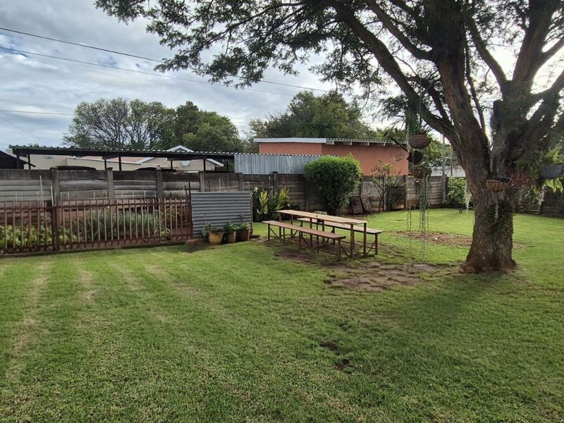 House For Sale in Lydenburg Central - Photo 4