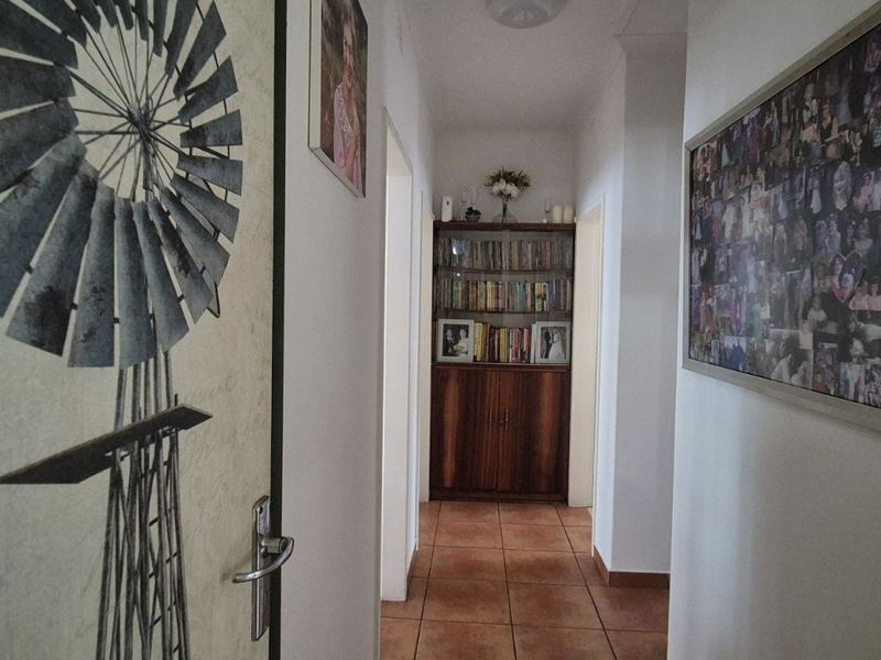 House For Sale in Lydenburg Central - Photo 8