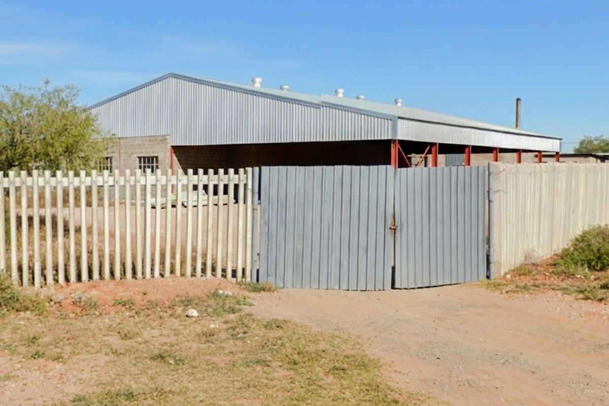 Industrial For Sale in Dysselsdorp - Photo 2