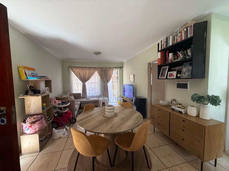 Townhouse For Sale in Pretoria West - Photo 3