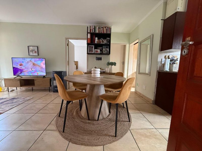 Townhouse For Sale in Pretoria West - Photo 2