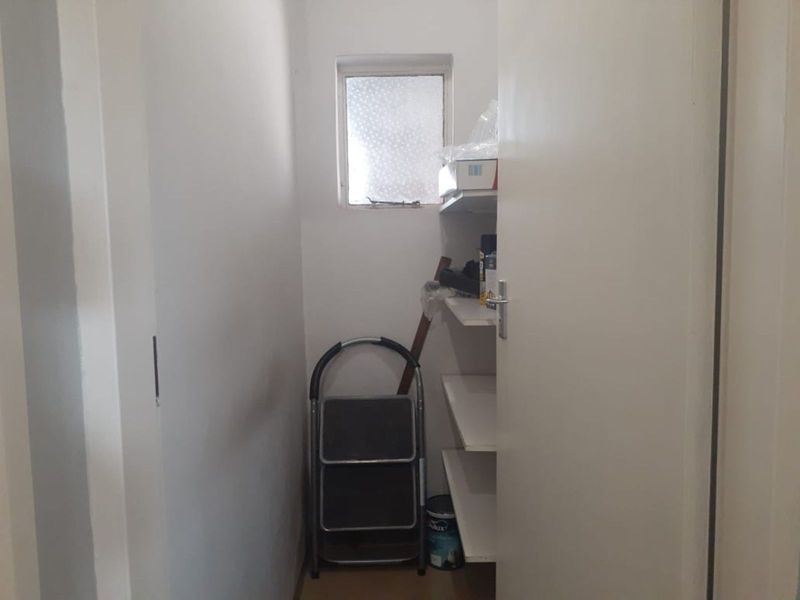 Office For Sale in Lyttelton Manor - Photo 7