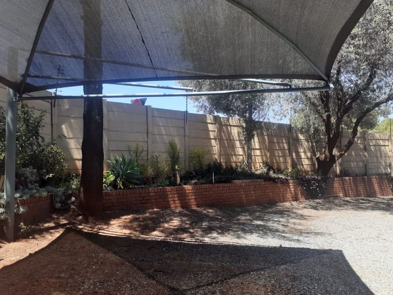 Office For Sale in Lyttelton Manor - Photo 10