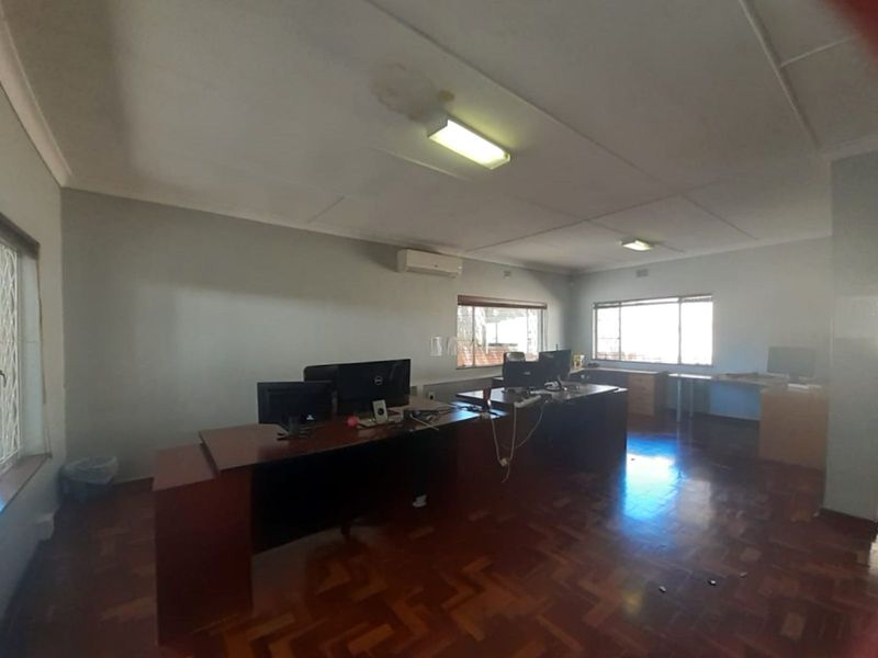 Office For Sale in Lyttelton Manor - Photo 6