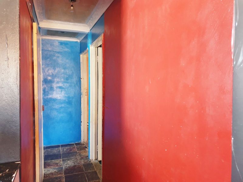 House For Sale in Kuyasa - Photo 6